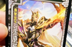 三国杀黄忠的指挥官身份是什么？如何识别黄忠的指挥官？