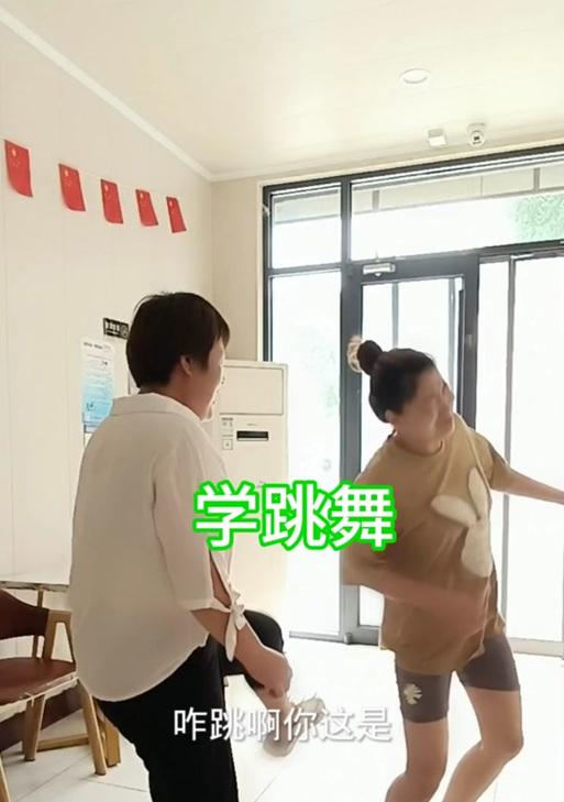 英雄联盟中跳舞手的使用方法是什么？  第3张