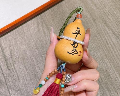 如何在CF中开启挂件？CF挂件使用方法是什么？  第1张